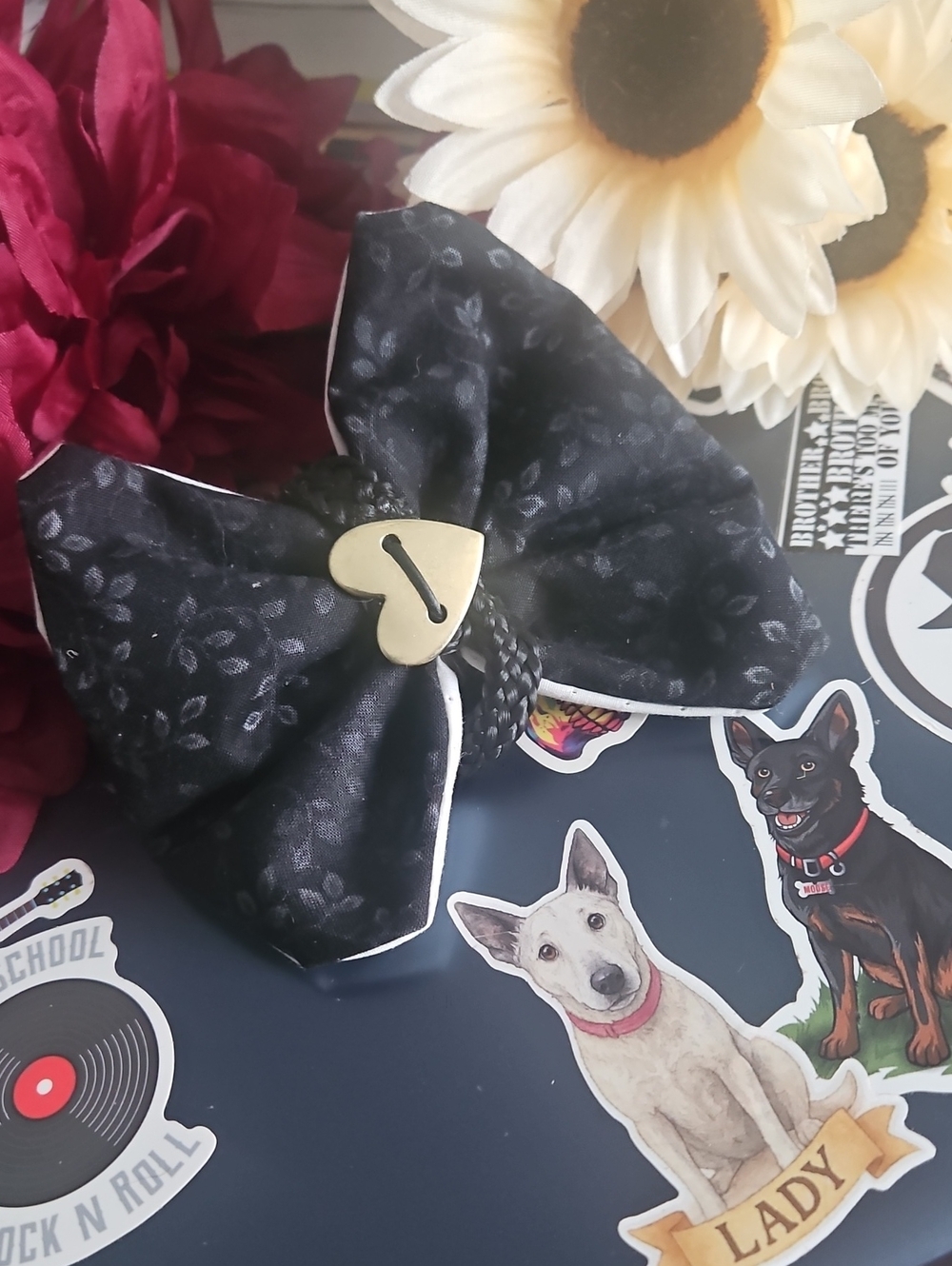 Handmade Dog/Pet Collar Bow Tie NEW